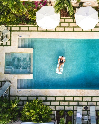 There’s never a bad time to visit The Bahamas, but late spring is one of our favorites. Warm weather